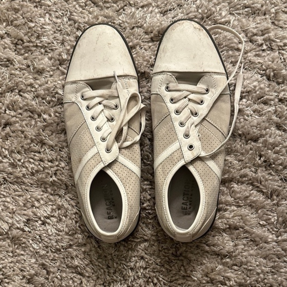 Kenneth Cole Reaction Cream Sneakers